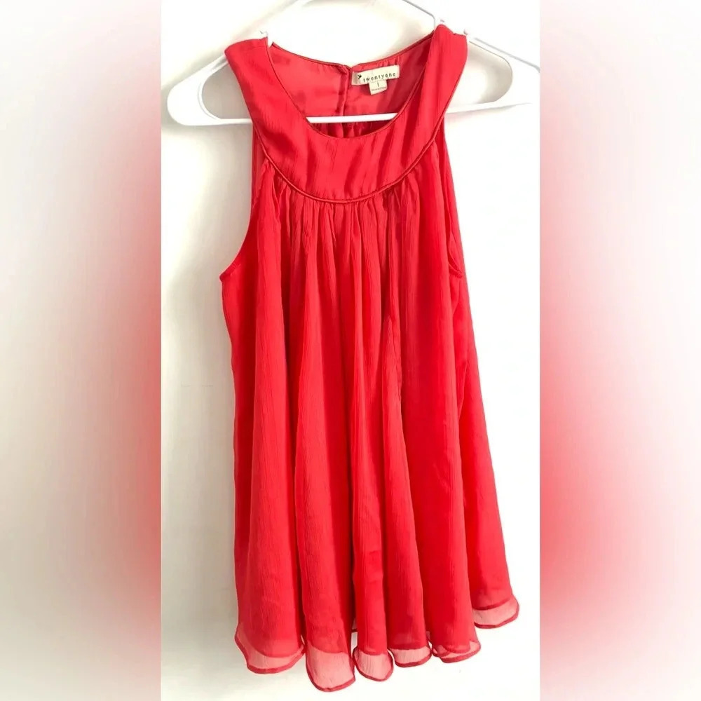 Twenty one coral red sleeveless relaxed tan top L